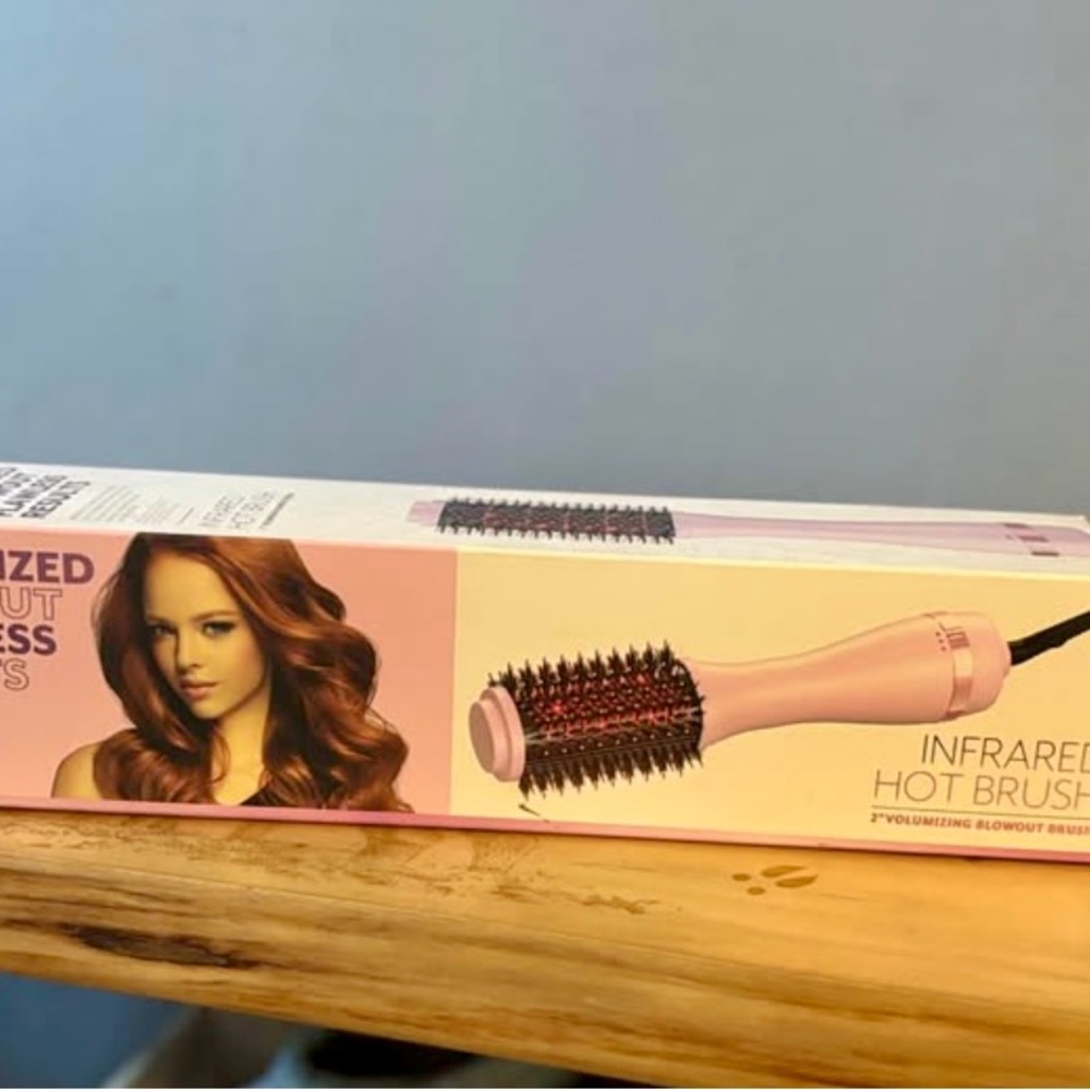 Pink Hair Styling Tool for Voluminous Waves